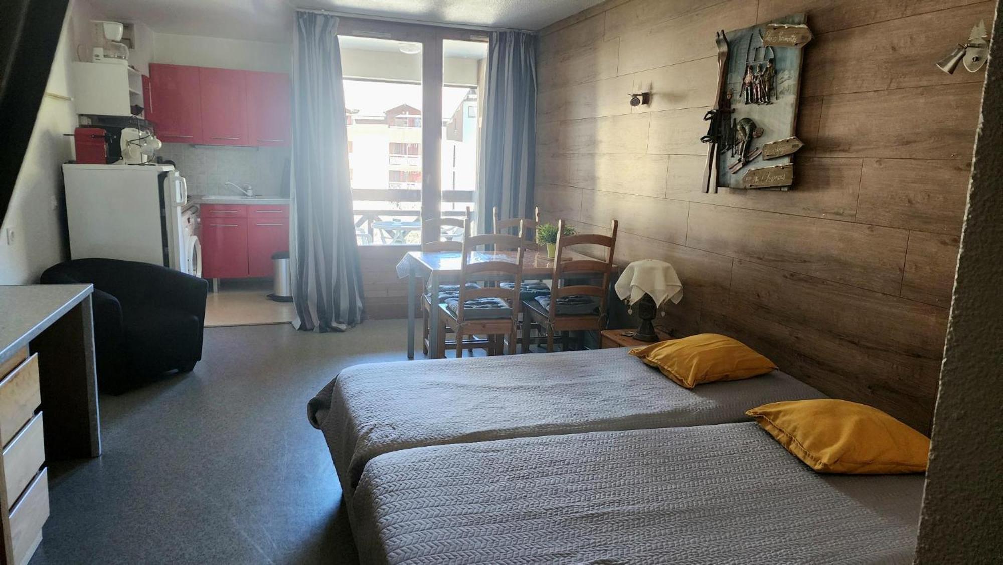 Vanessa Brides-les-Bains Exteriör bild